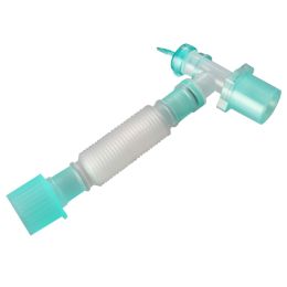 Mount Catheter used to connect the tracheostomy or endotracheal tube